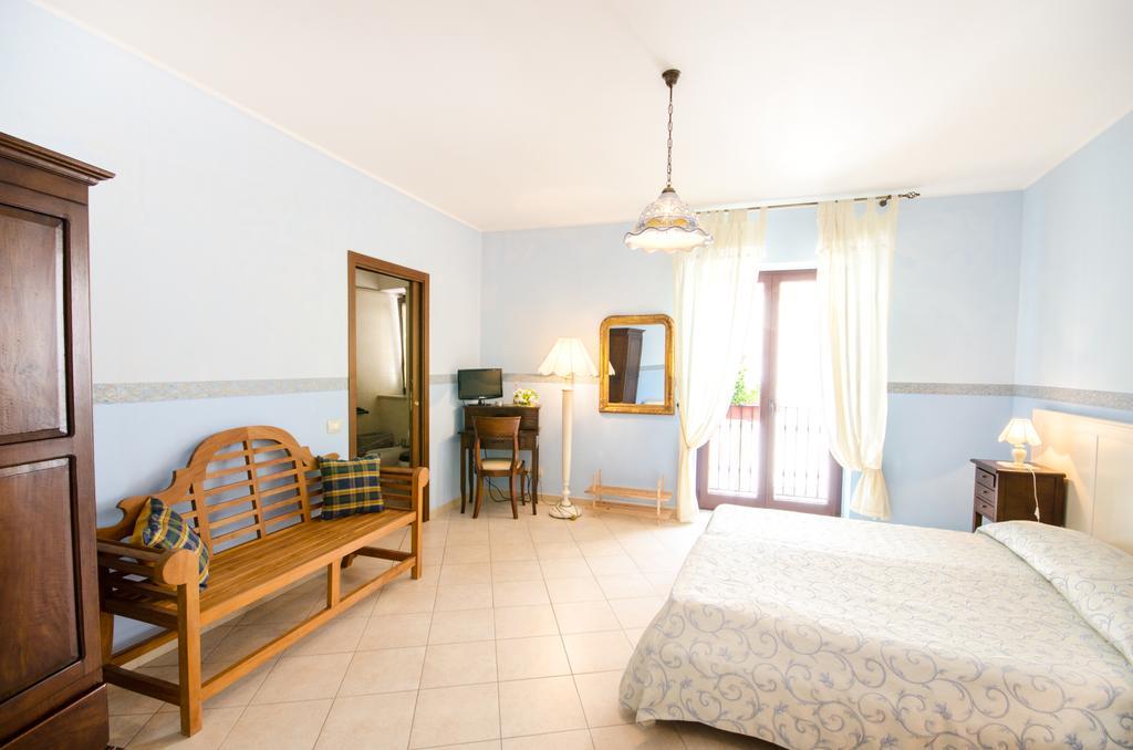 B&B Iris Laterza Cameră foto